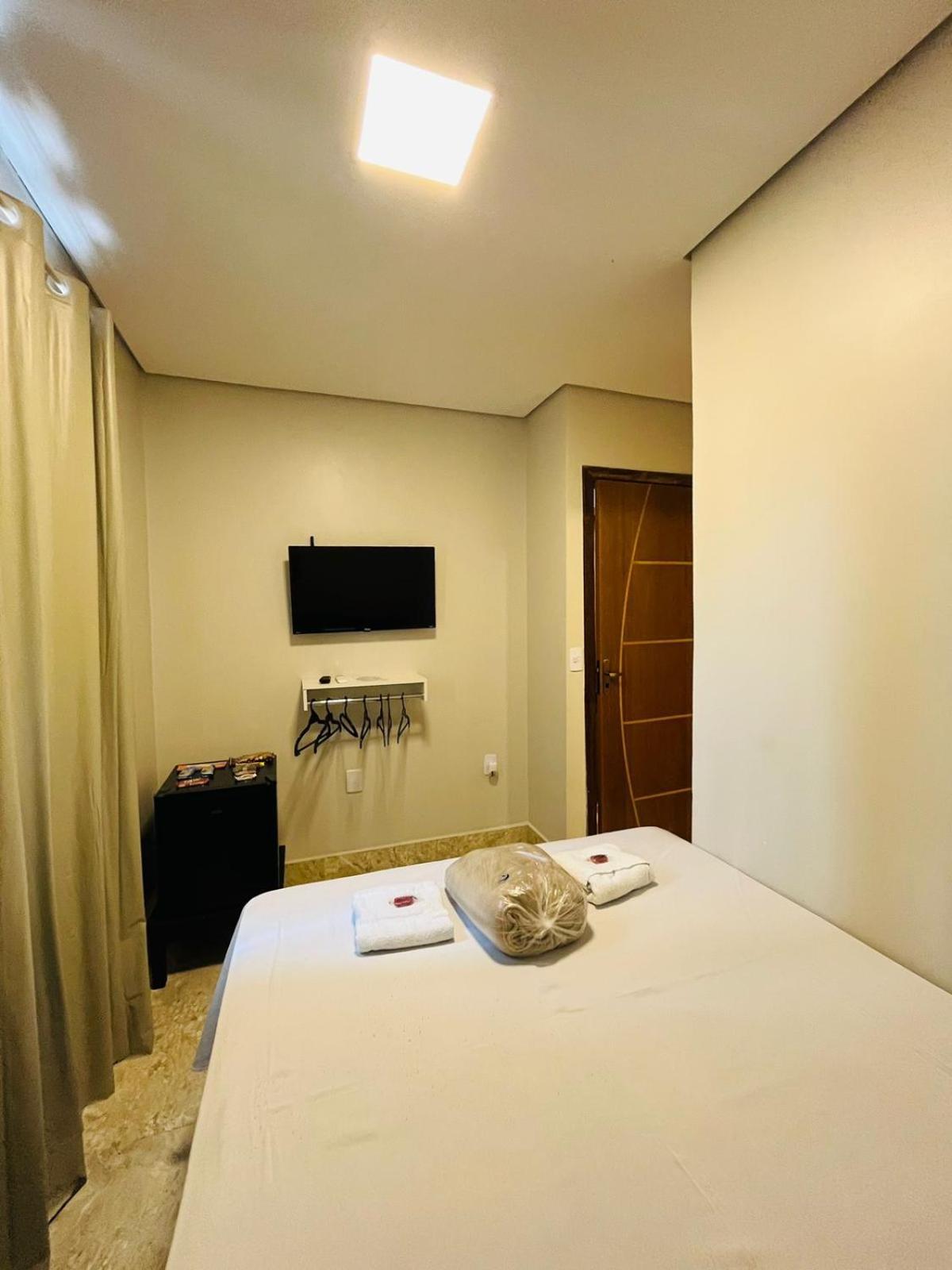 Hotel Riacho Тагуатинга Экстерьер фото